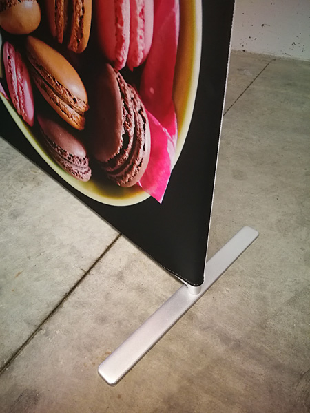 Fabric banner stand